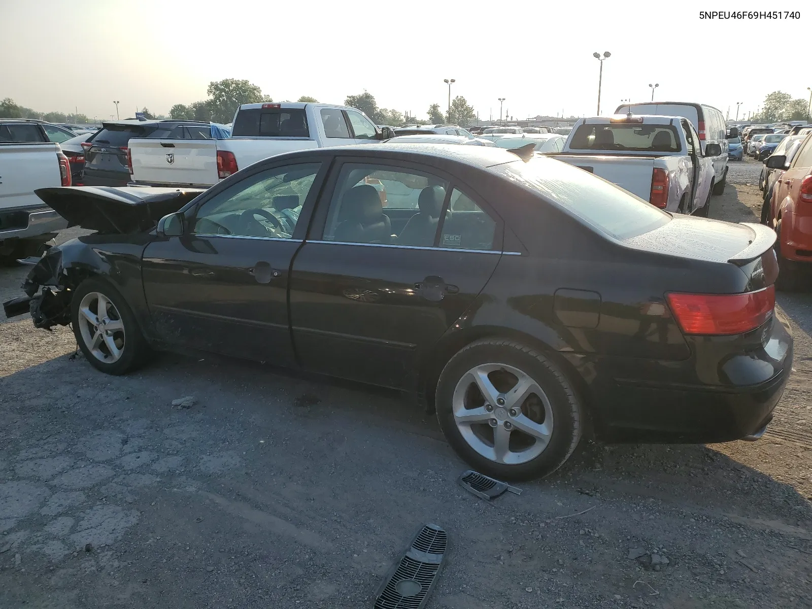 2009 Hyundai Sonata Se VIN: 5NPEU46F69H451740 Lot: 63137384