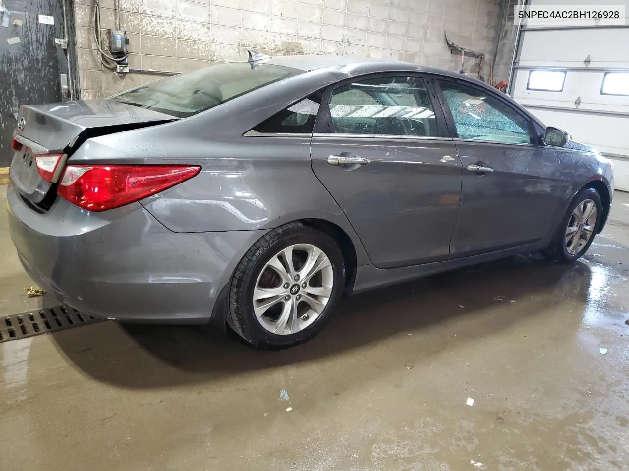 5NPEC4AC2BH126928 2011 Hyundai Sonata Se