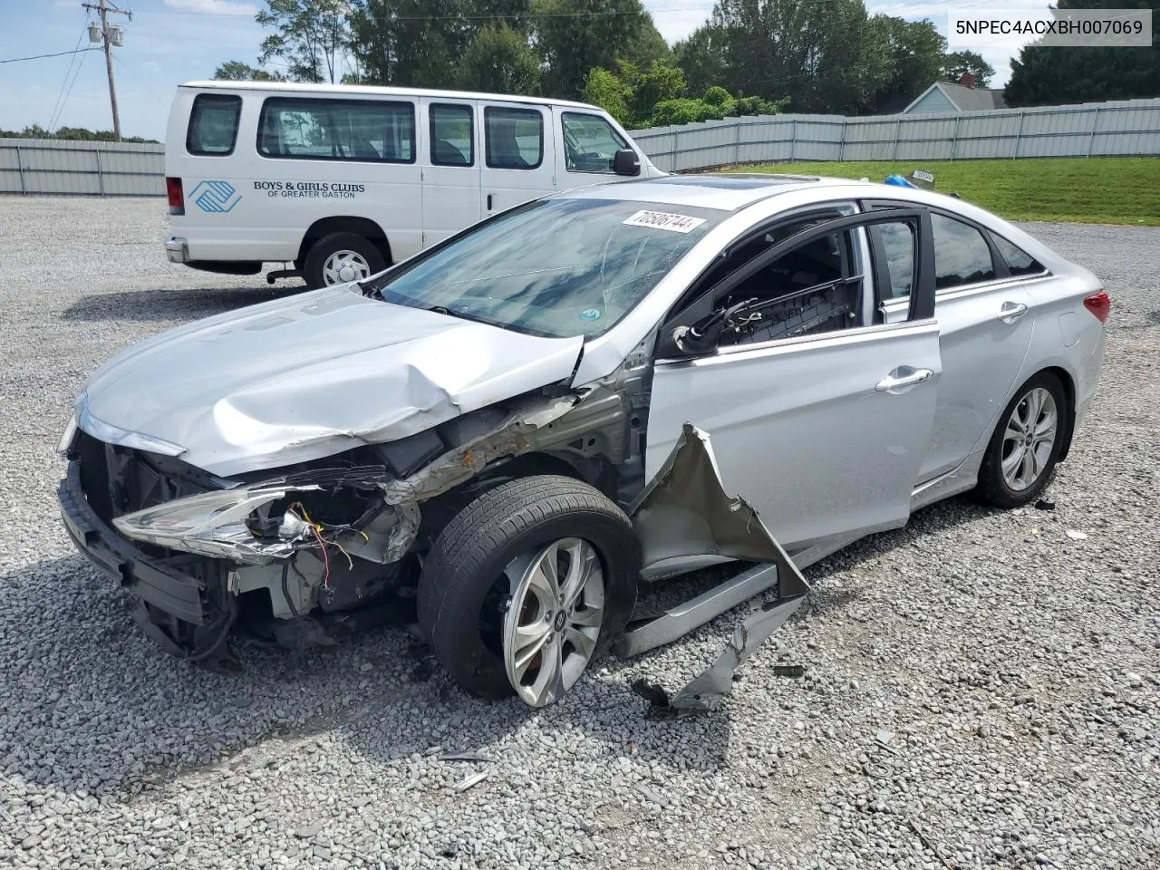 5NPEC4ACXBH007069 2011 Hyundai Sonata Se