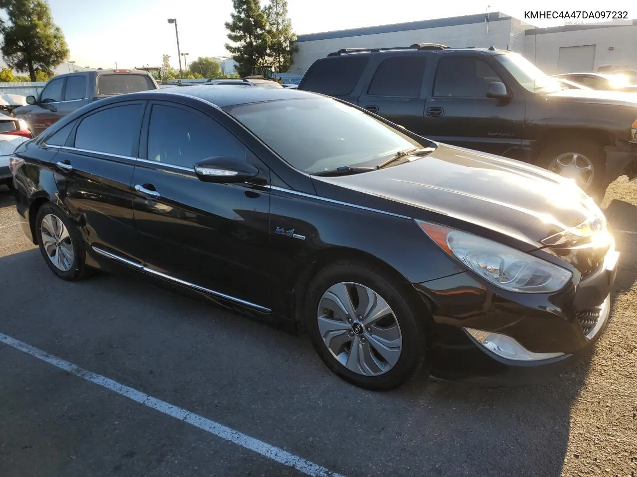 2013 Hyundai Sonata Hybrid VIN: KMHEC4A47DA097232 Lot: 70871414