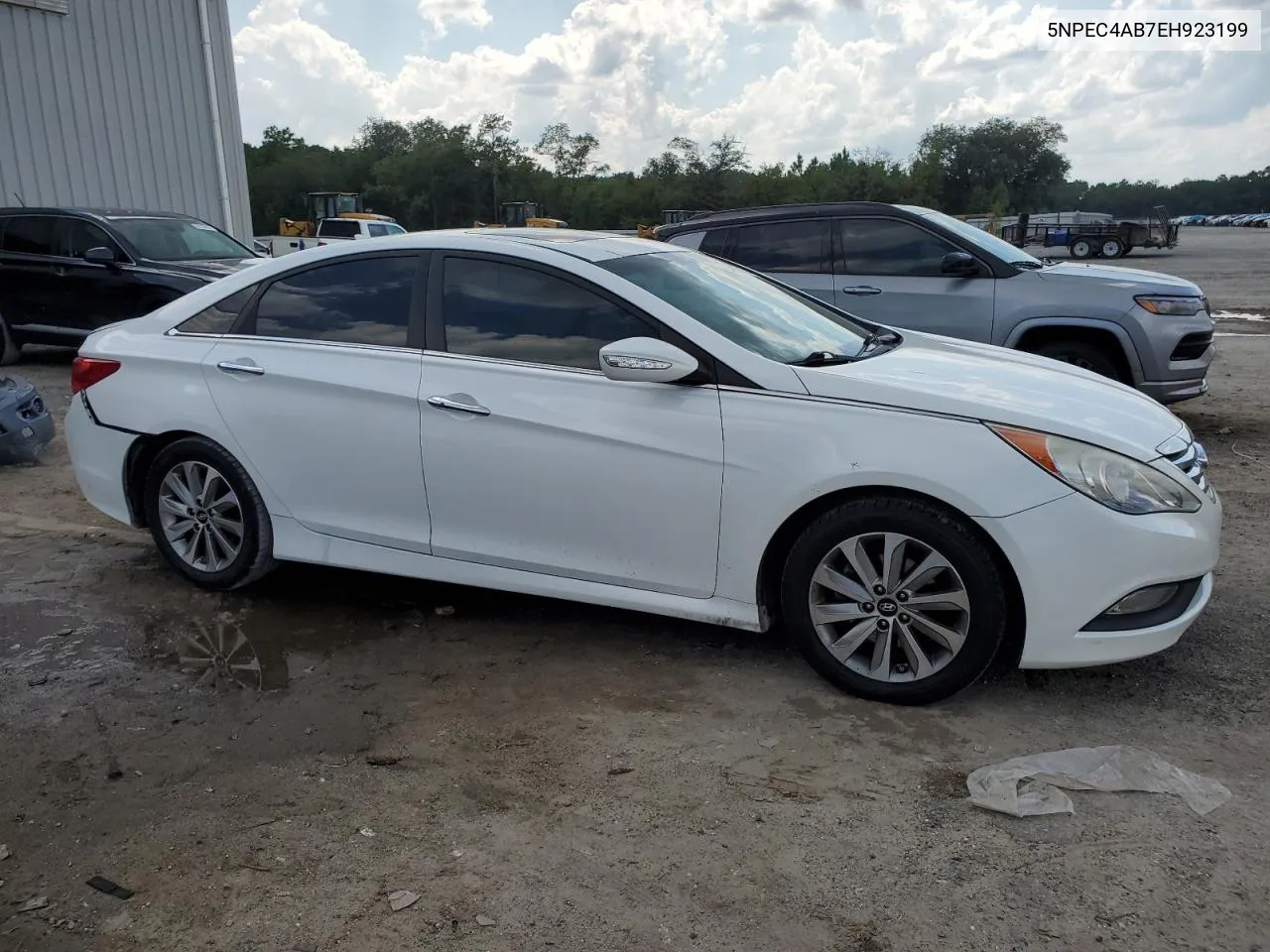 5NPEC4AB7EH923199 2014 Hyundai Sonata Se