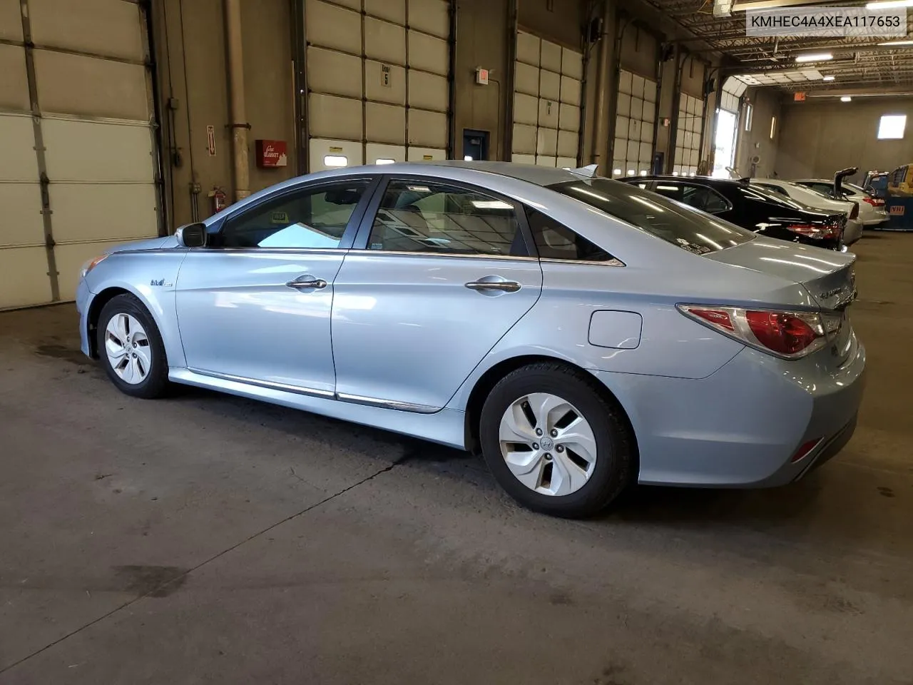 2014 Hyundai Sonata Hybrid VIN: KMHEC4A4XEA117653 Lot: 77566064