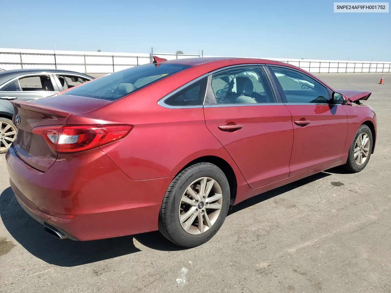 2015 Hyundai Sonata Se VIN: 5NPE24AF9FH001752 Lot: 61753584