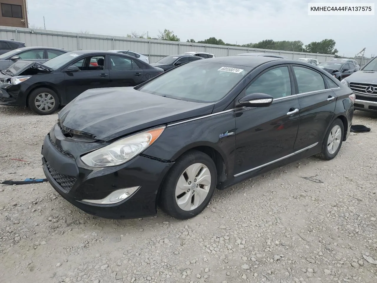 2015 Hyundai Sonata Hybrid VIN: KMHEC4A44FA137575 Lot: 68550874