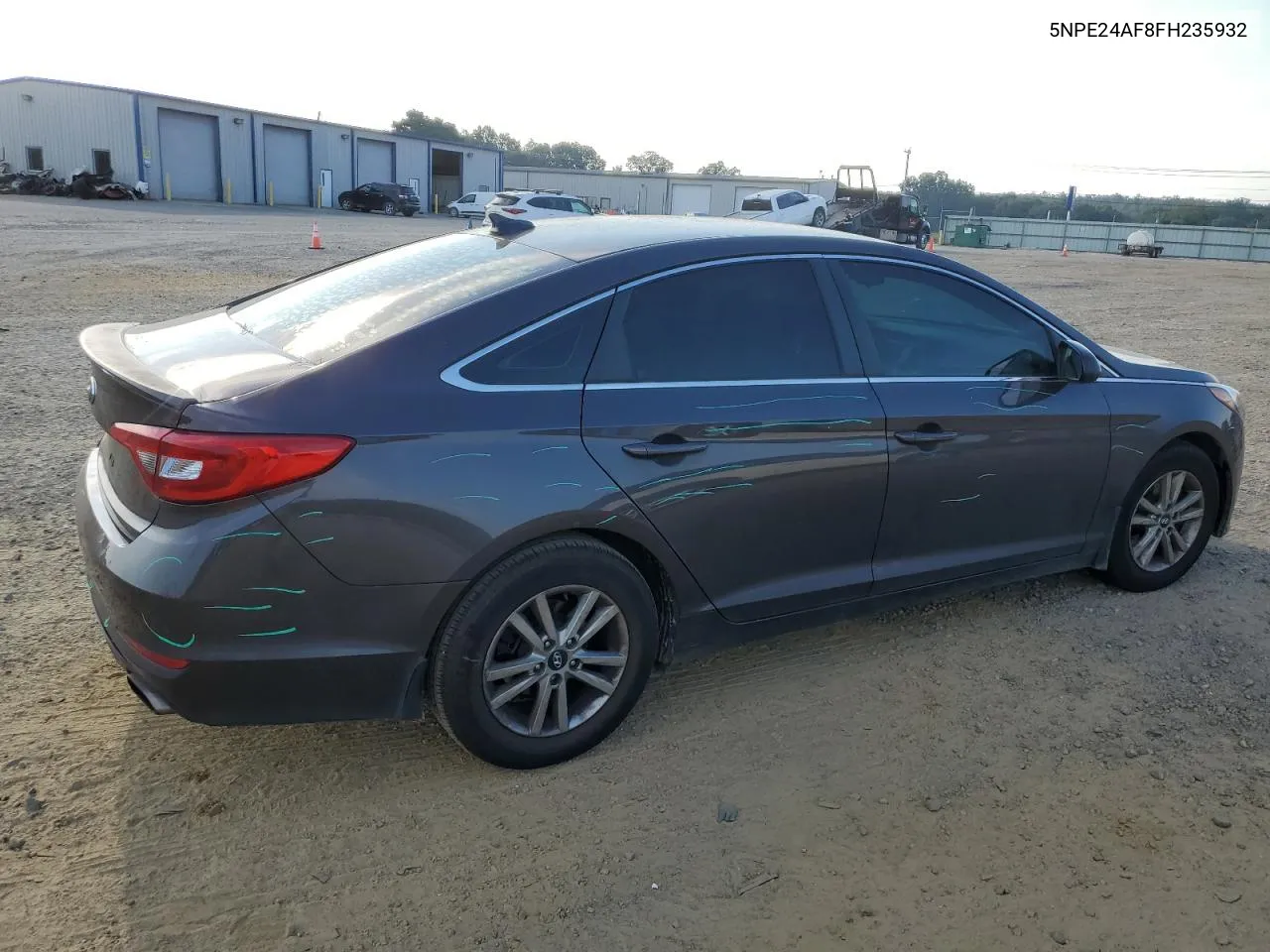 2015 Hyundai Sonata Se VIN: 5NPE24AF8FH235932 Lot: 69197894