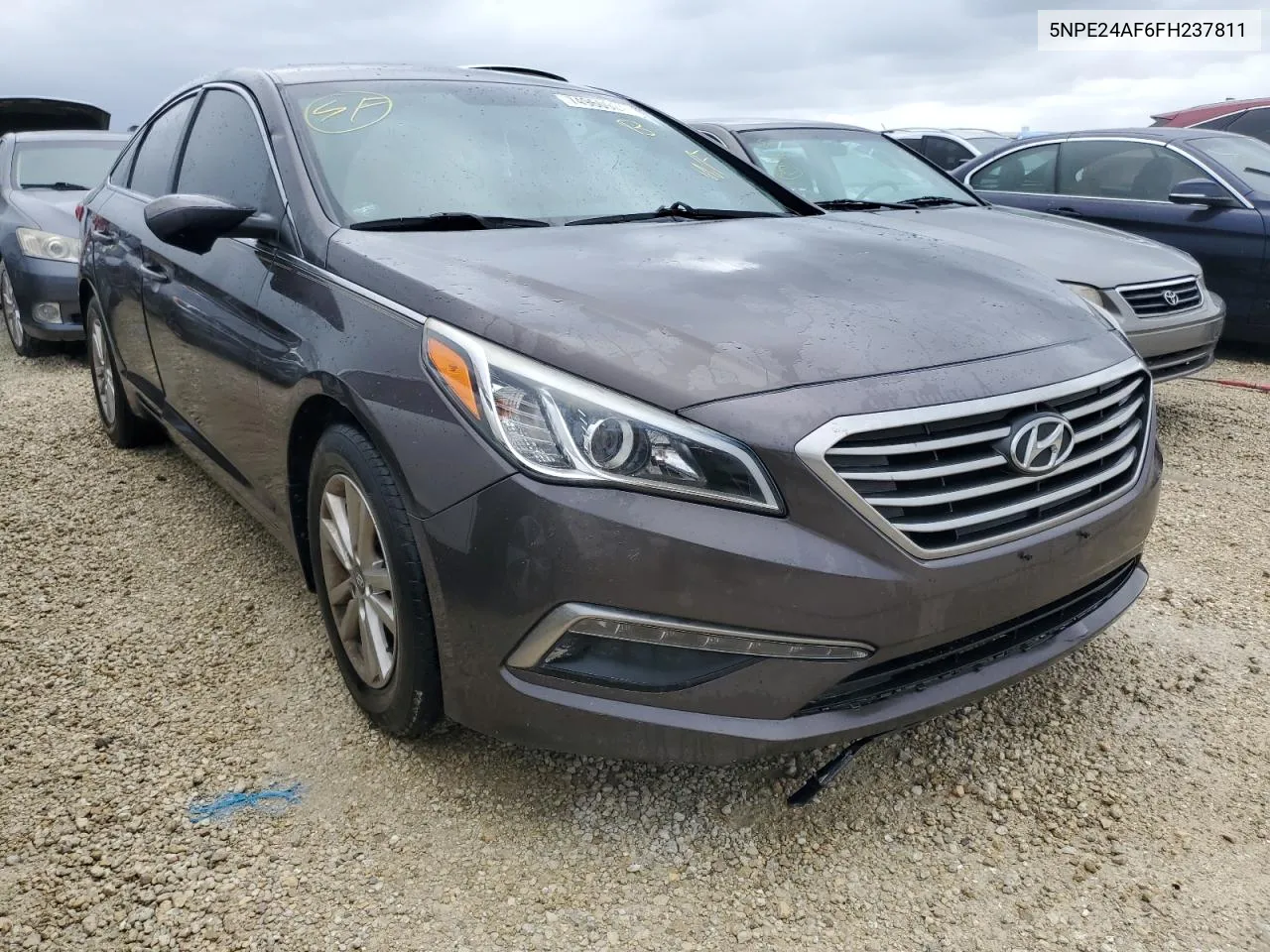 2015 Hyundai Sonata Se VIN: 5NPE24AF6FH237811 Lot: 74960924