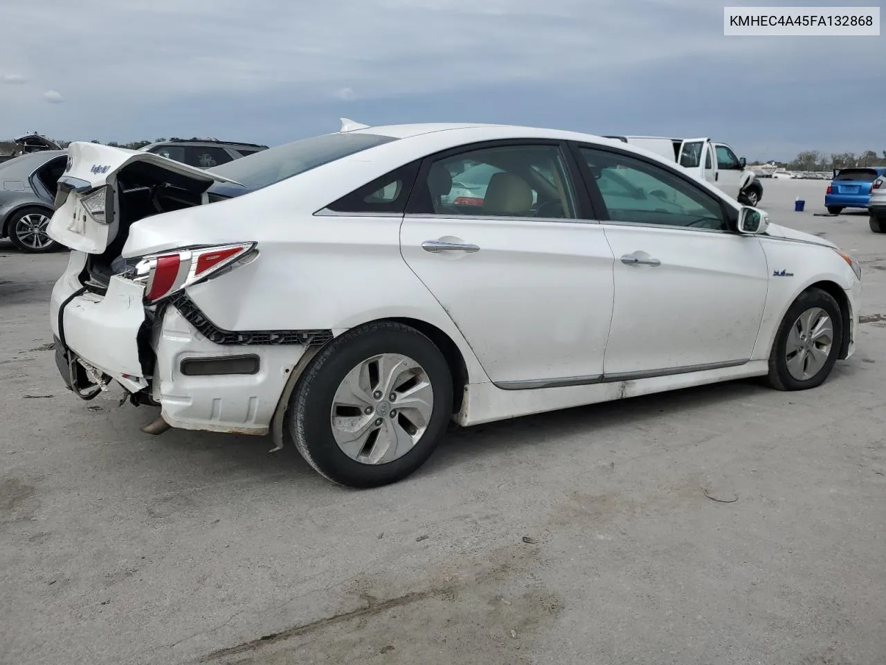 2015 Hyundai Sonata Hybrid VIN: KMHEC4A45FA132868 Lot: 76298344