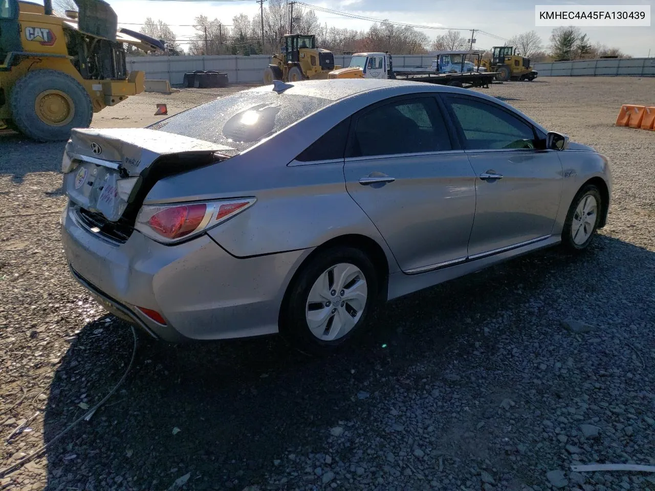 2015 Hyundai Sonata Hybrid VIN: KMHEC4A45FA130439 Lot: 80871484