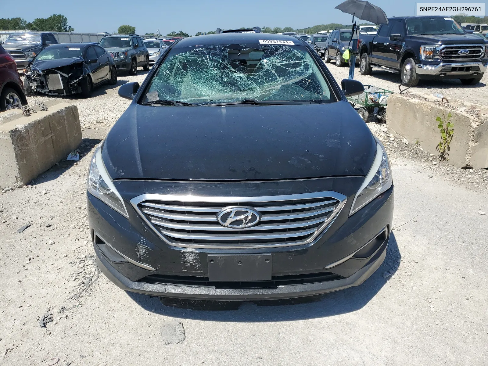 2016 Hyundai Sonata Se VIN: 5NPE24AF2GH296761 Lot: 65952844