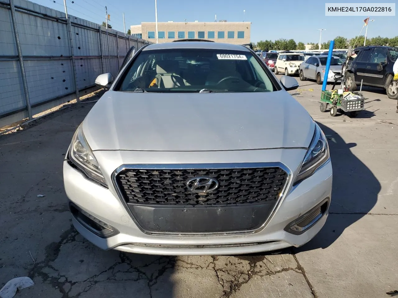 2016 Hyundai Sonata Hybrid VIN: KMHE24L17GA022816 Lot: 69021754