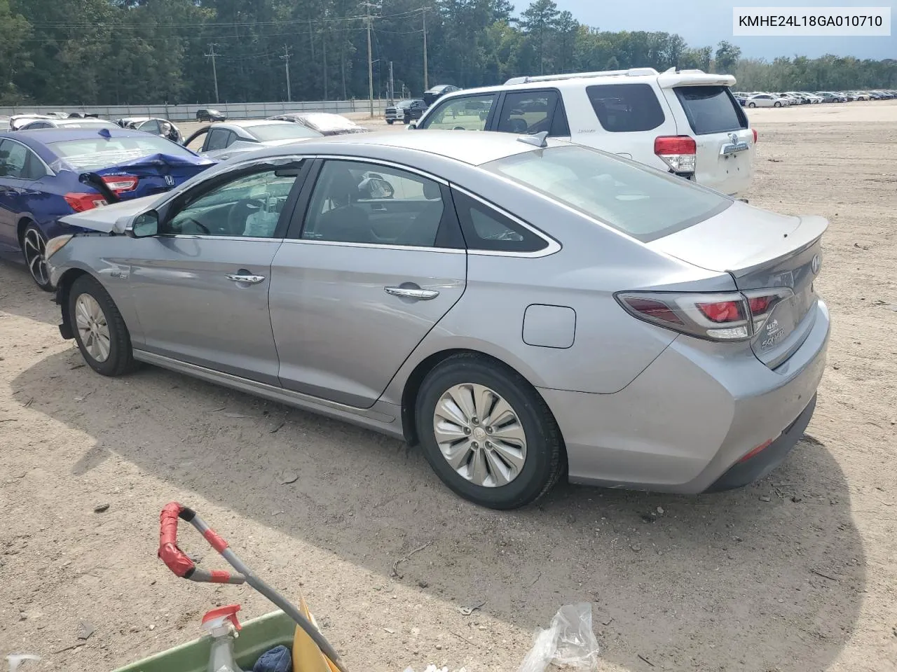 2016 Hyundai Sonata Hybrid VIN: KMHE24L18GA010710 Lot: 69423324