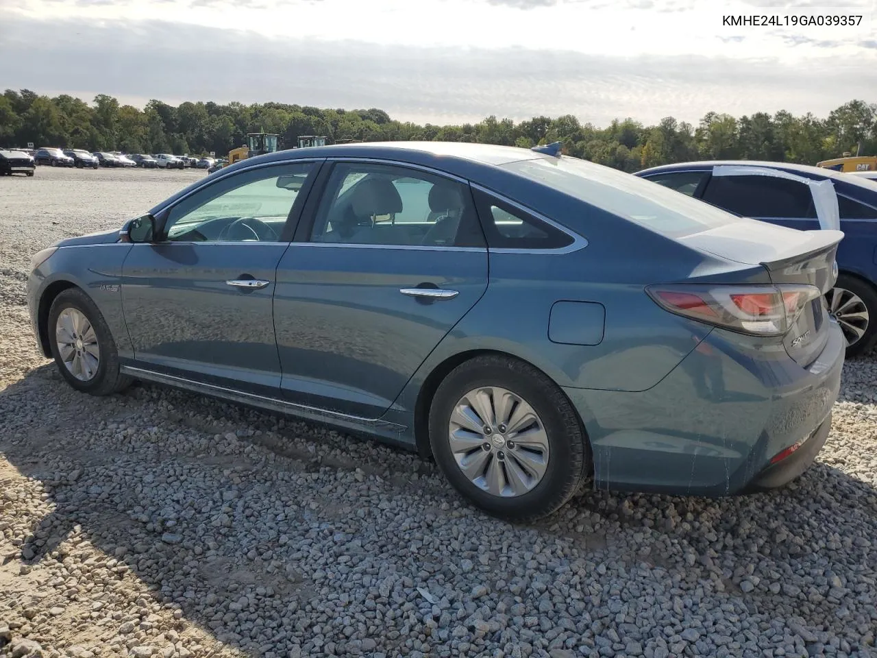 2016 Hyundai Sonata Hybrid VIN: KMHE24L19GA039357 Lot: 76013904