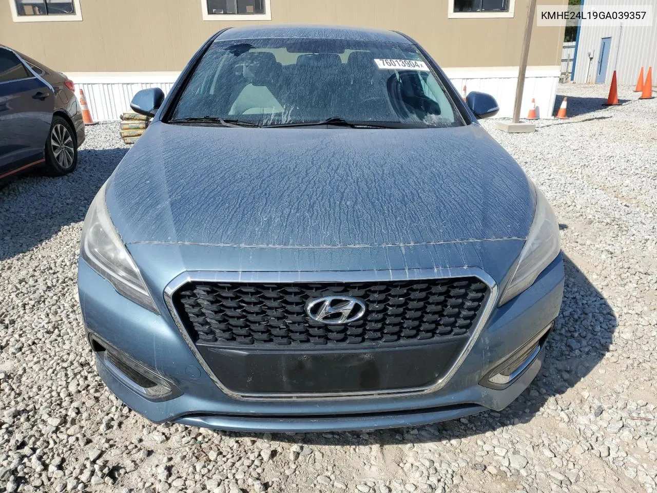 2016 Hyundai Sonata Hybrid VIN: KMHE24L19GA039357 Lot: 76013904