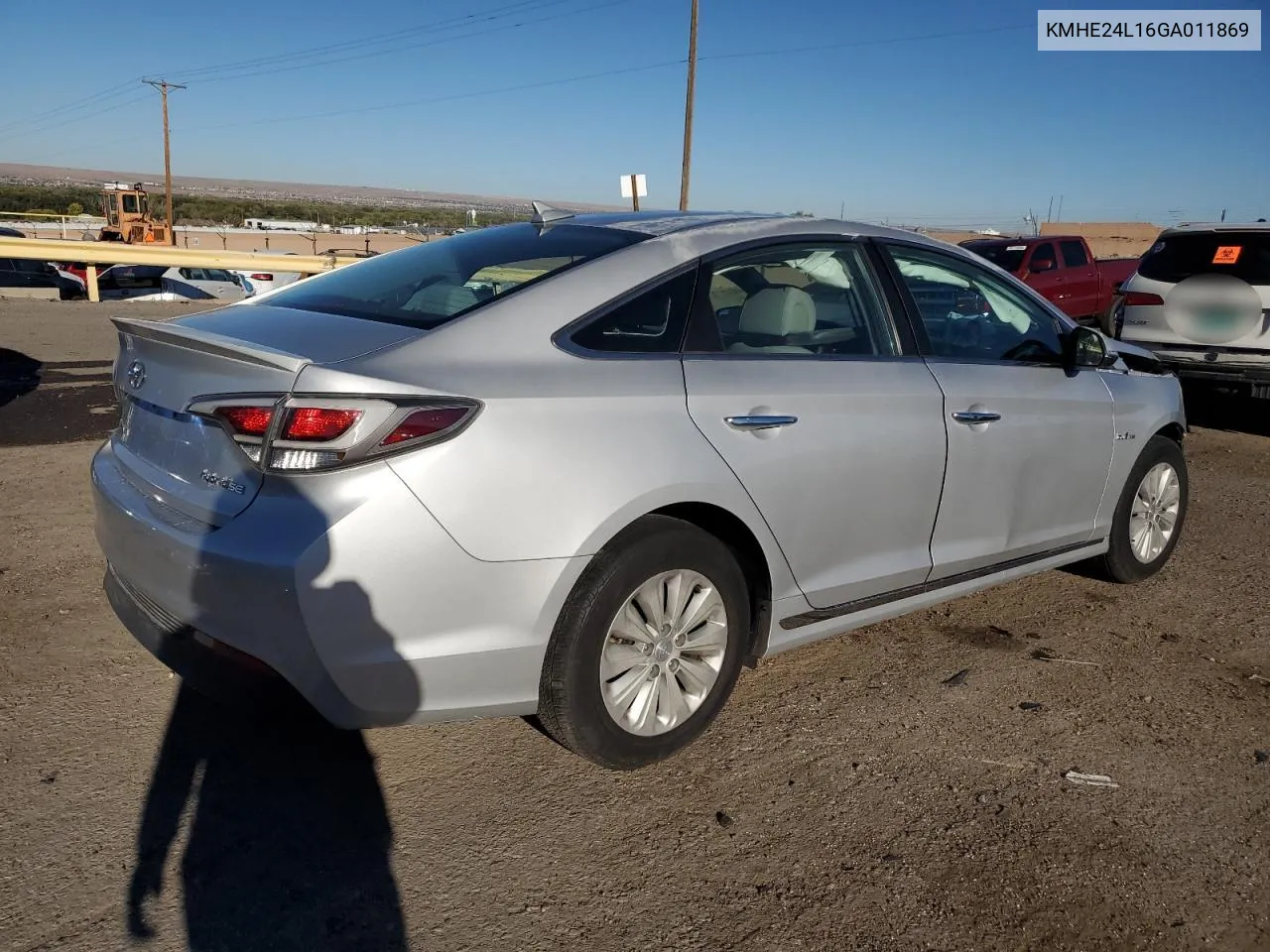 2016 Hyundai Sonata Hybrid VIN: KMHE24L16GA011869 Lot: 76550574