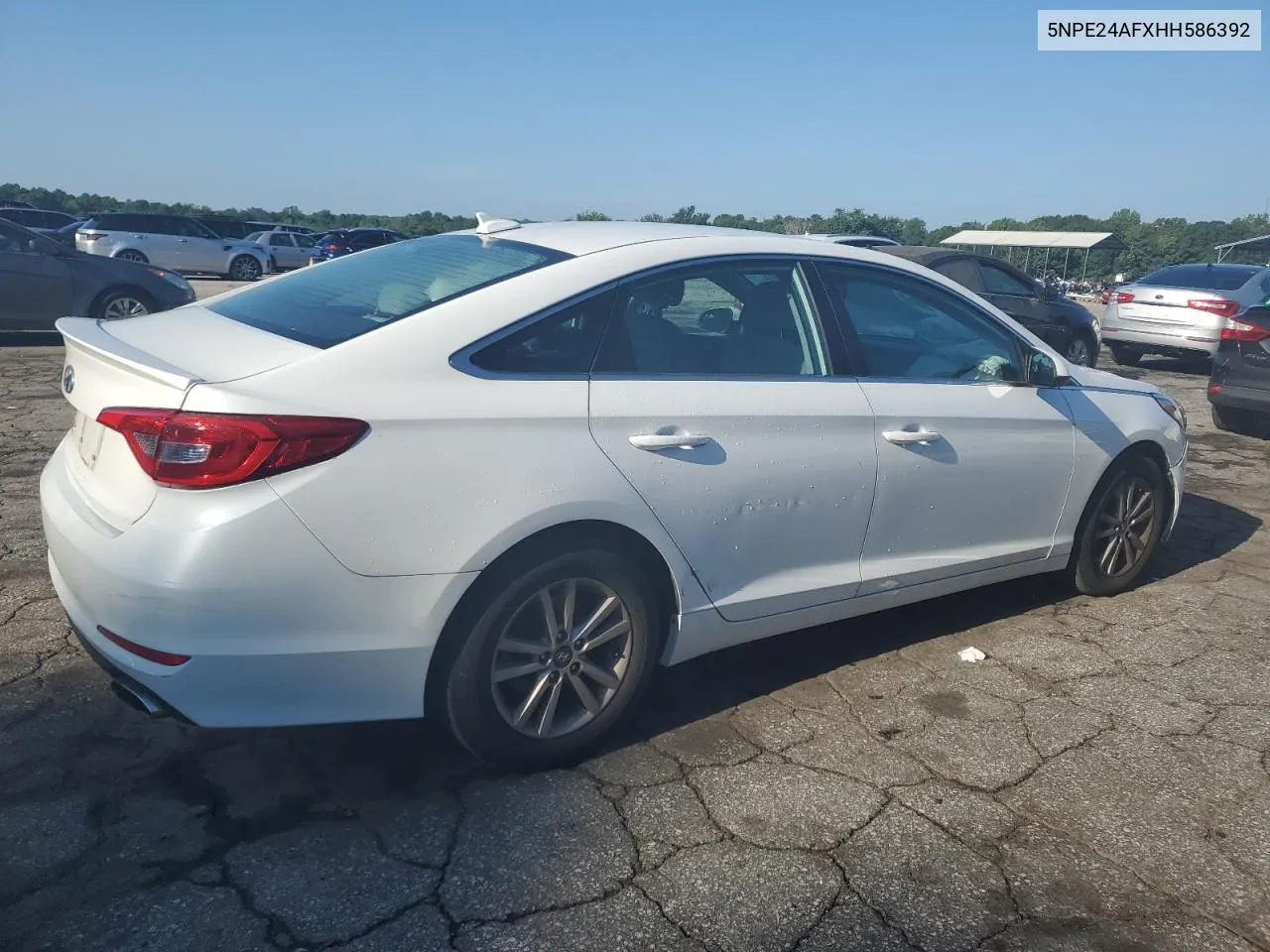 2017 Hyundai Sonata Se VIN: 5NPE24AFXHH586392 Lot: 63269974