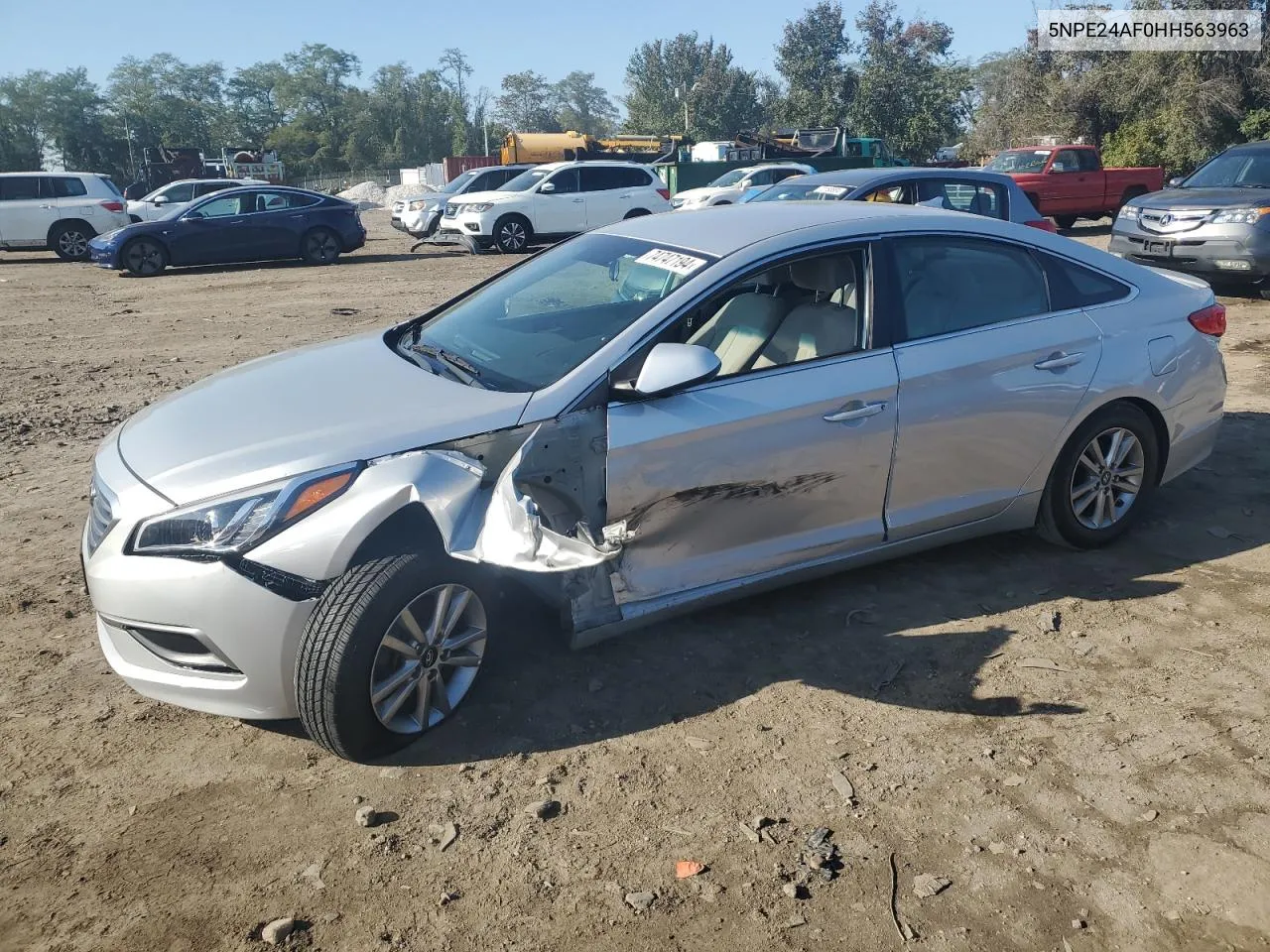 2017 Hyundai Sonata Se VIN: 5NPE24AF0HH563963 Lot: 74747194