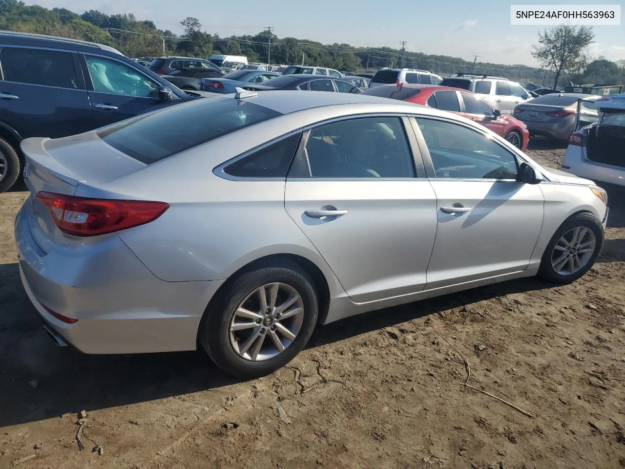 2017 Hyundai Sonata Se VIN: 5NPE24AF0HH563963 Lot: 74747194