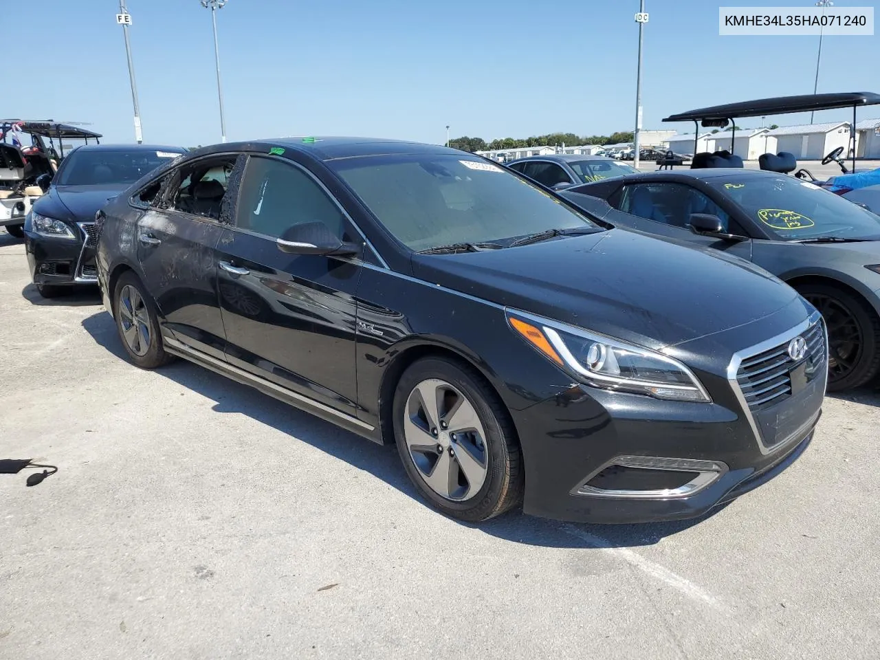 2017 Hyundai Sonata Hybrid VIN: KMHE34L35HA071240 Lot: 75102994