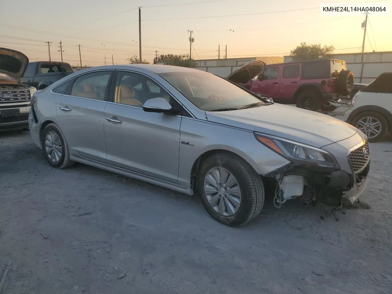 2017 Hyundai Sonata Hybrid VIN: KMHE24L14HA048064 Lot: 76814594