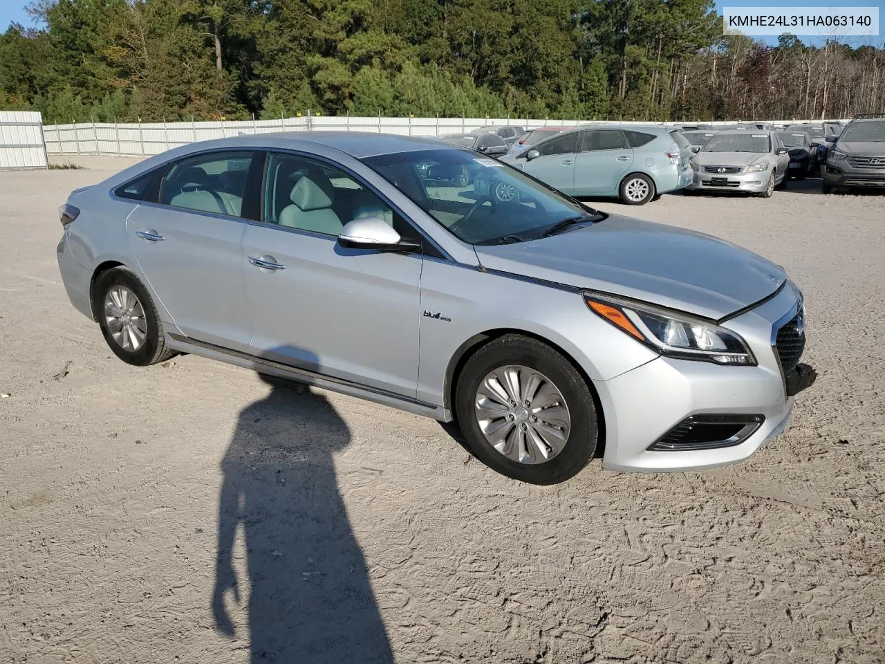 2017 Hyundai Sonata Hybrid VIN: KMHE24L31HA063140 Lot: 76956954