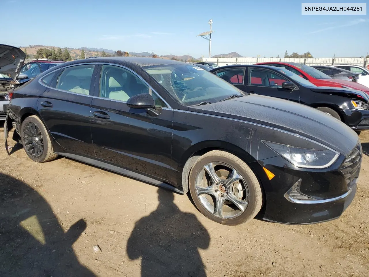 5NPEG4JA2LH044251 2020 Hyundai Sonata Se