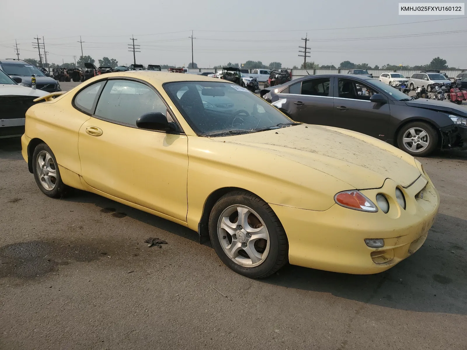 2000 Hyundai Tiburon VIN: KMHJG25FXYU160122 Lot: 64110414