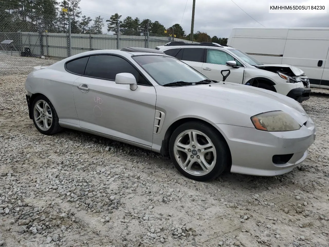 KMHHM65D05U184230 2005 Hyundai Tiburon