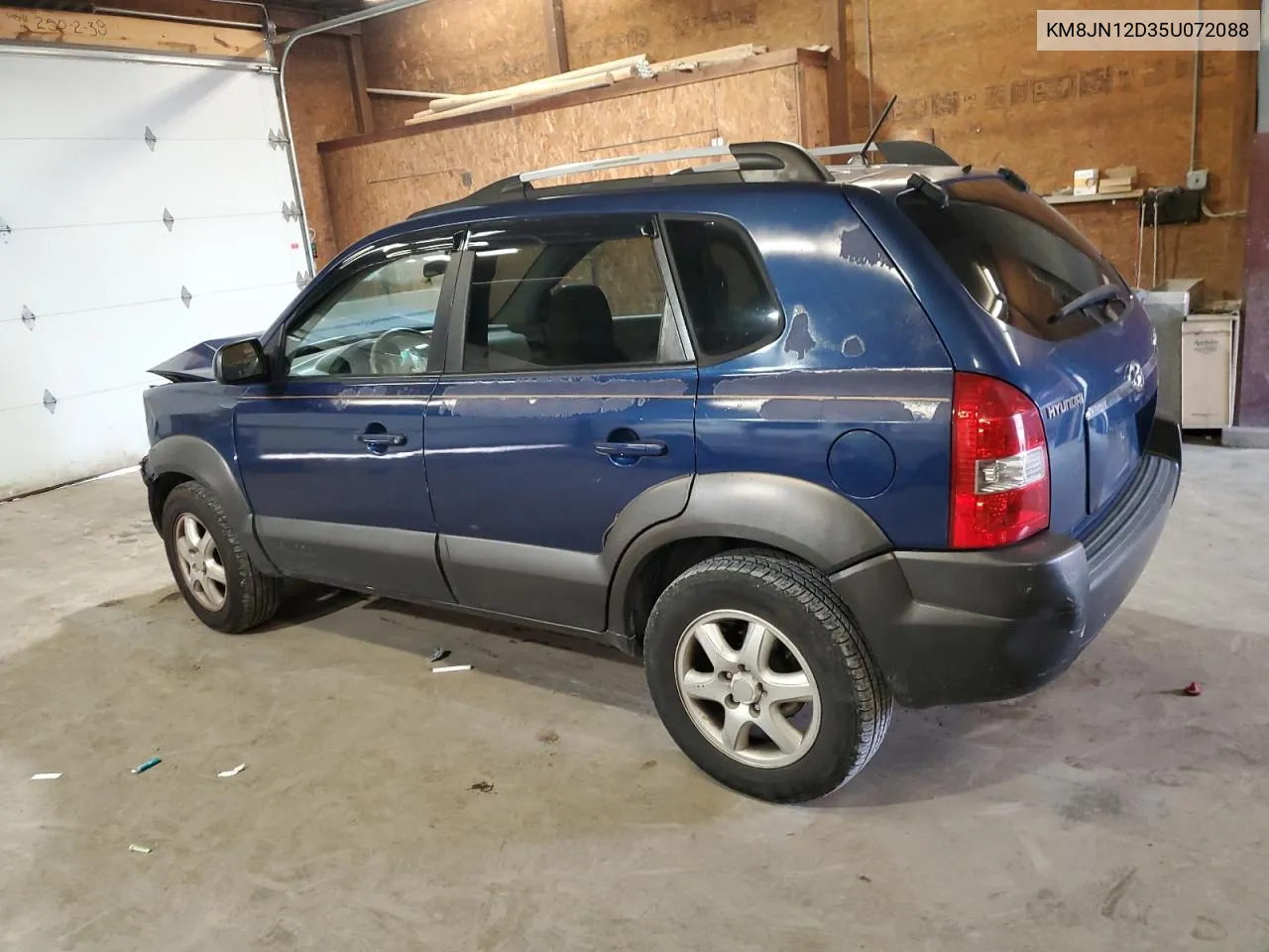 KM8JN12D35U072088 2005 Hyundai Tucson Gls