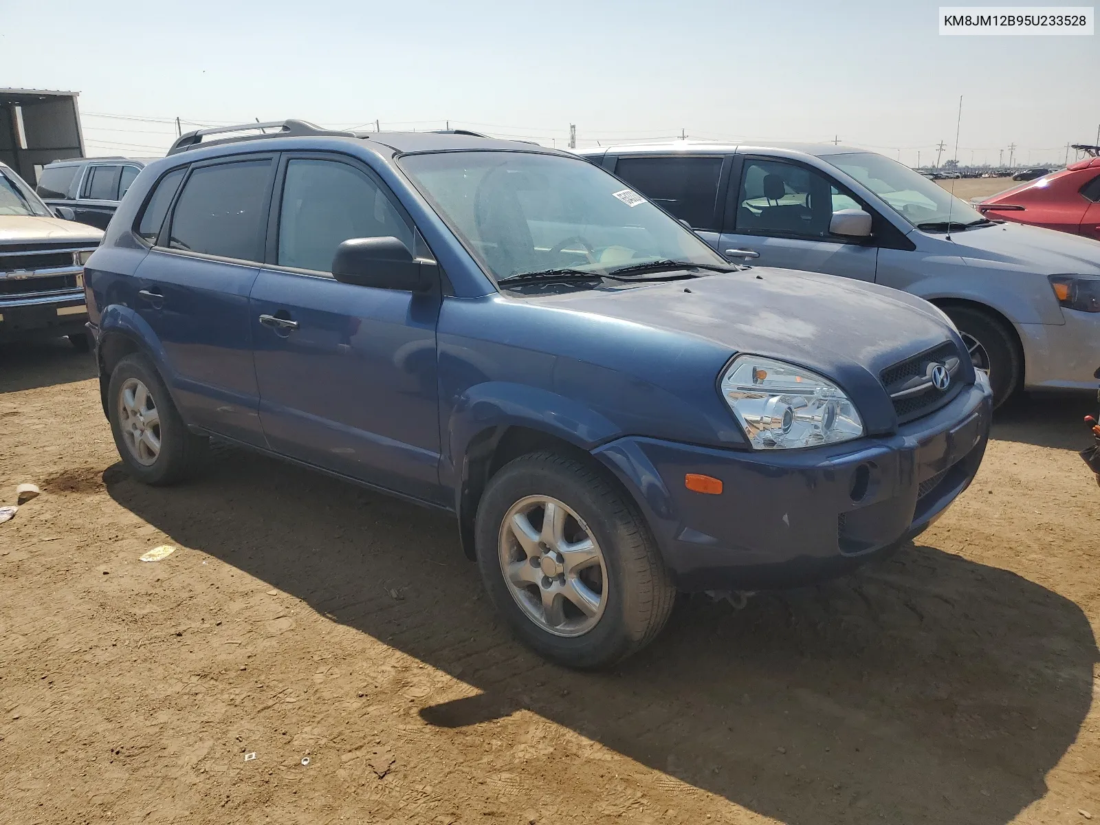 2005 Hyundai Tucson Gl VIN: KM8JM12B95U233528 Lot: 65433334