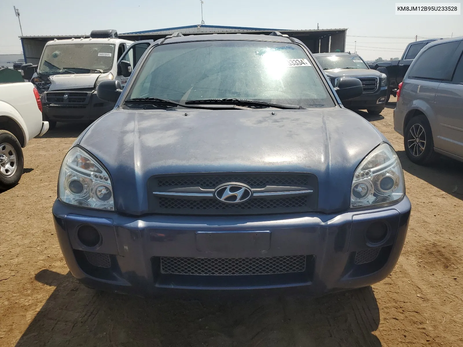 2005 Hyundai Tucson Gl VIN: KM8JM12B95U233528 Lot: 65433334