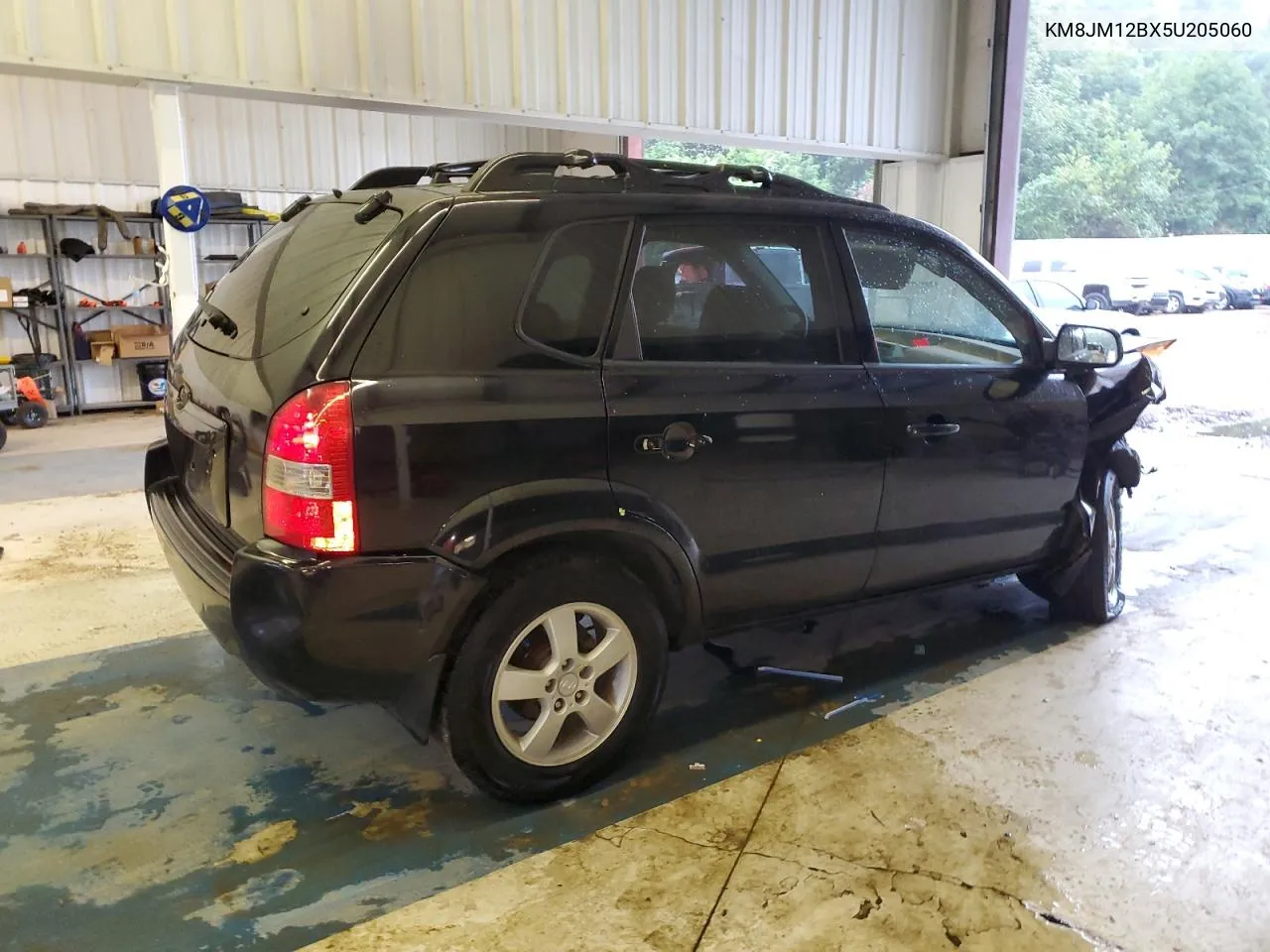 KM8JM12BX5U205060 2005 Hyundai Tucson Gl