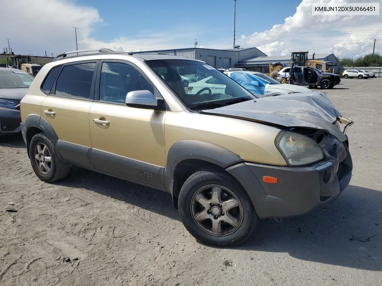 2005 Hyundai Tucson Gls VIN: KM8JN12DX5U066451 Lot: 72607604