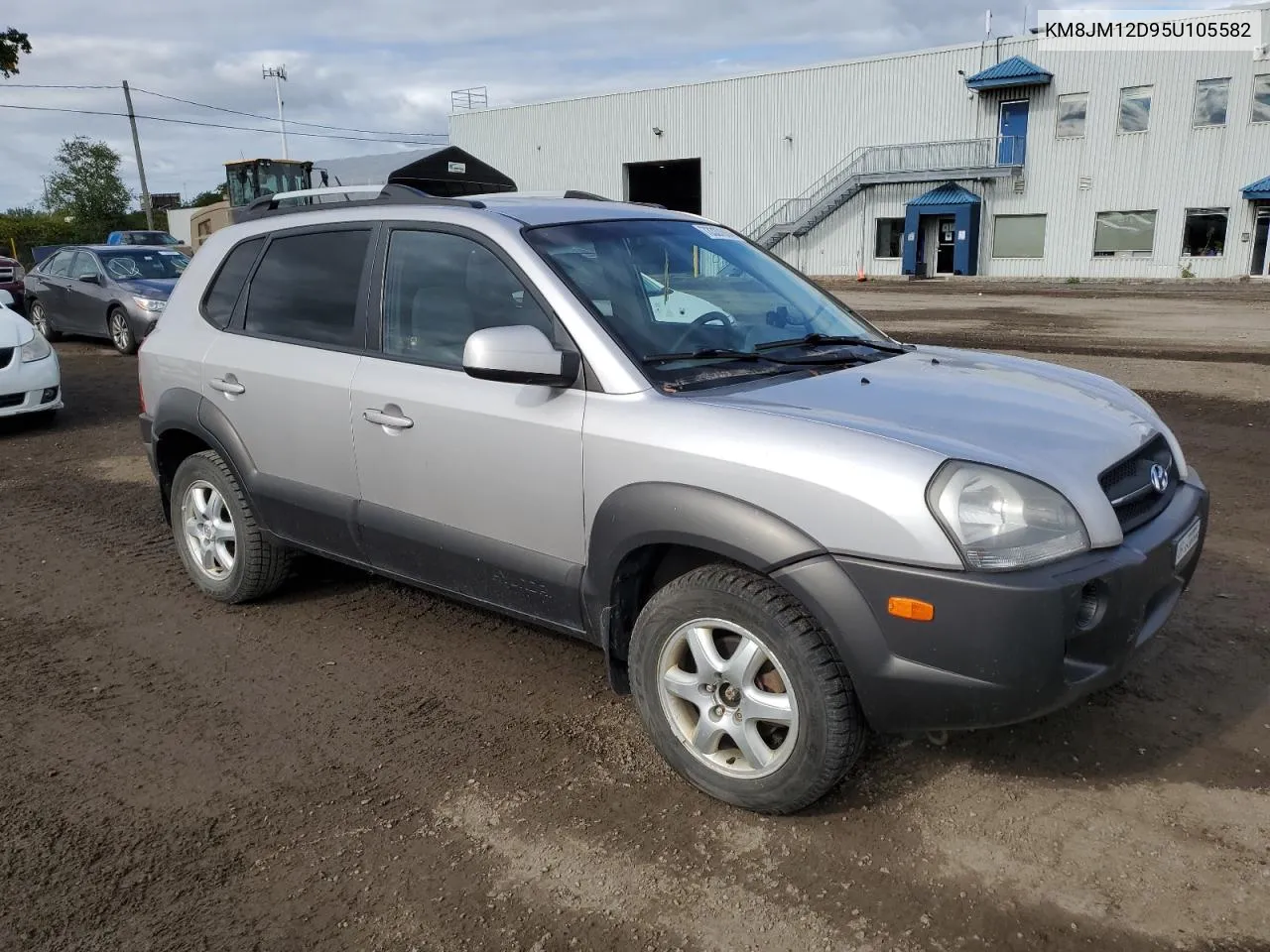 2005 Hyundai Tucson Gl VIN: KM8JM12D95U105582 Lot: 73337864