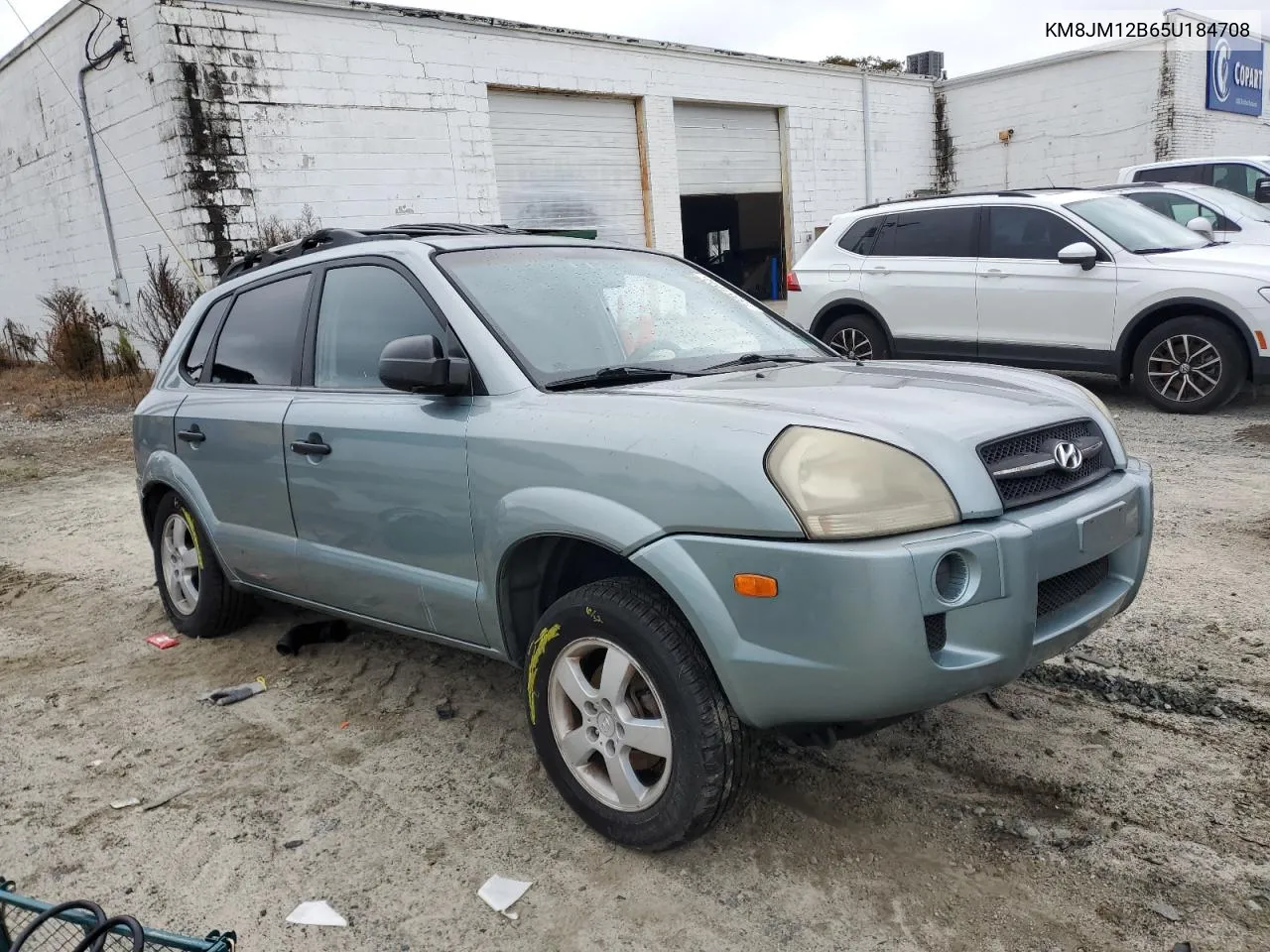 2005 Hyundai Tucson Gl VIN: KM8JM12B65U184708 Lot: 73351044