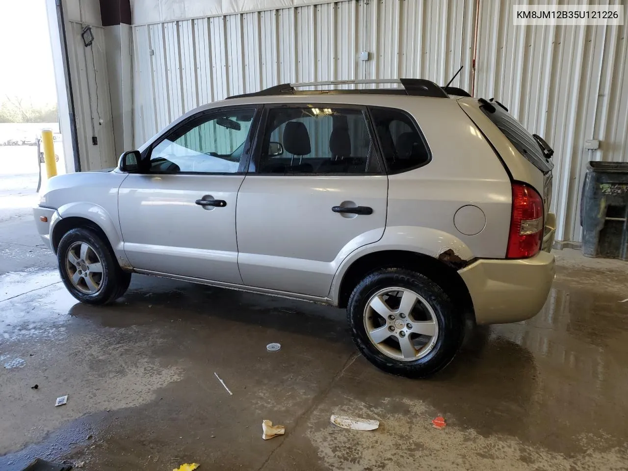 2005 Hyundai Tucson Gl VIN: KM8JM12B35U121226 Lot: 73938804