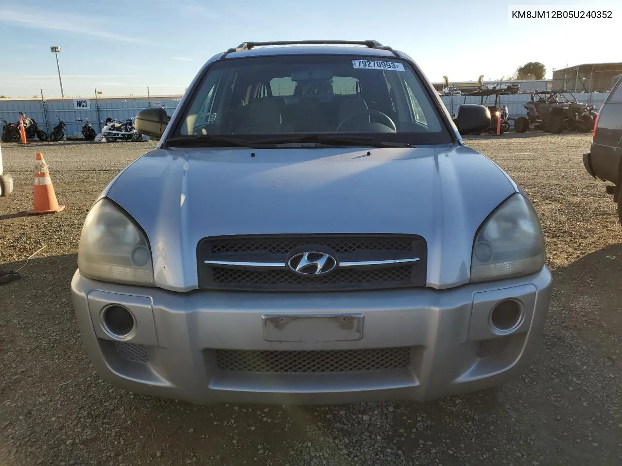 KM8JM12B05U240352 2005 Hyundai Tucson Gl