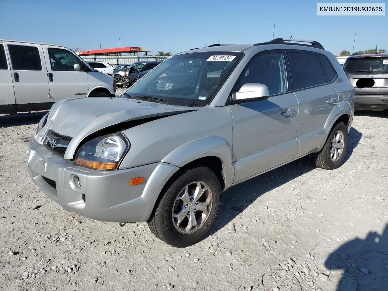 2009 Hyundai Tucson Se VIN: KM8JN12D19U932625 Lot: 74099924