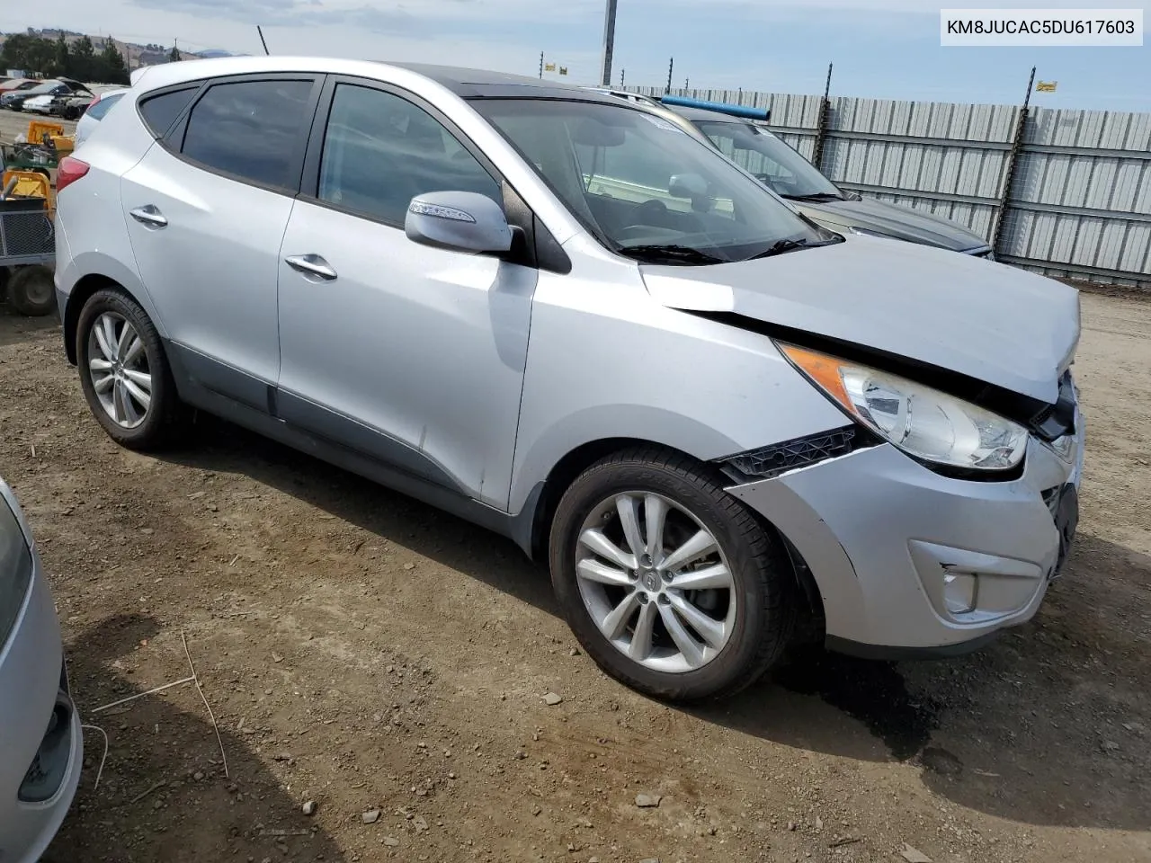 2013 Hyundai Tucson Gls VIN: KM8JUCAC5DU617603 Lot: 71857954