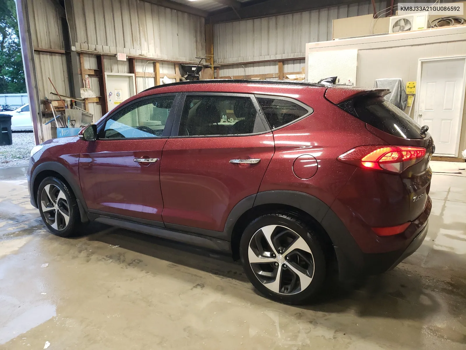 2016 Hyundai Tucson Limited VIN: KM8J33A21GU086592 Lot: 62886324