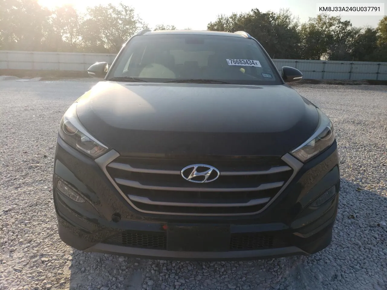 2016 Hyundai Tucson Limited VIN: KM8J33A24GU037791 Lot: 76683434