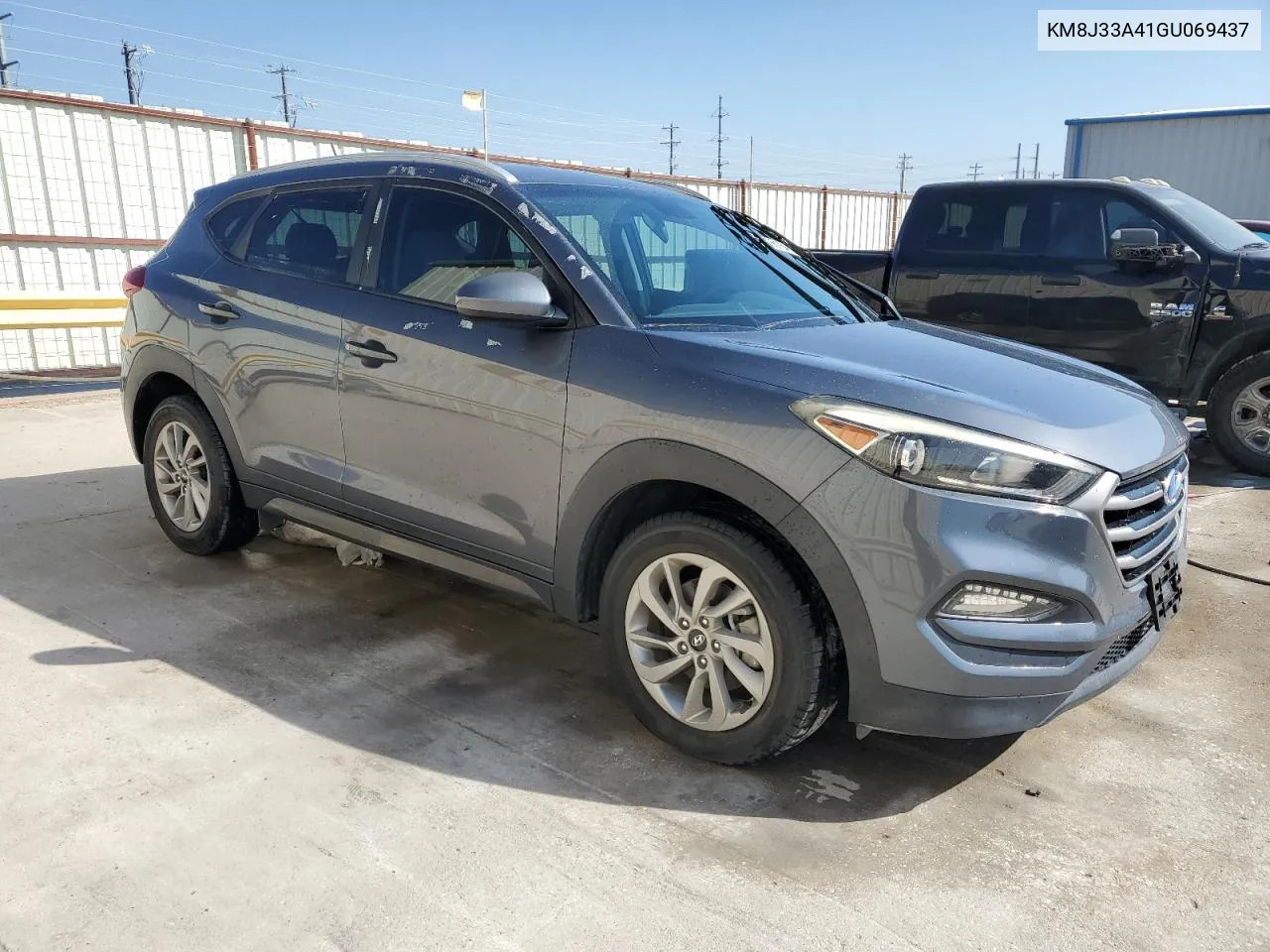 2016 Hyundai Tucson Limited VIN: KM8J33A41GU069437 Lot: 77098164