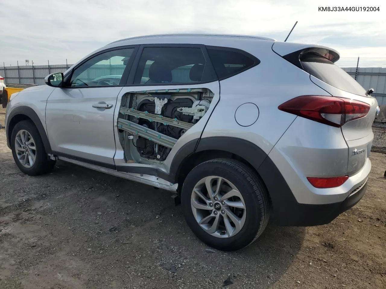 2016 Hyundai Tucson Limited VIN: KM8J33A44GU192004 Lot: 77856424