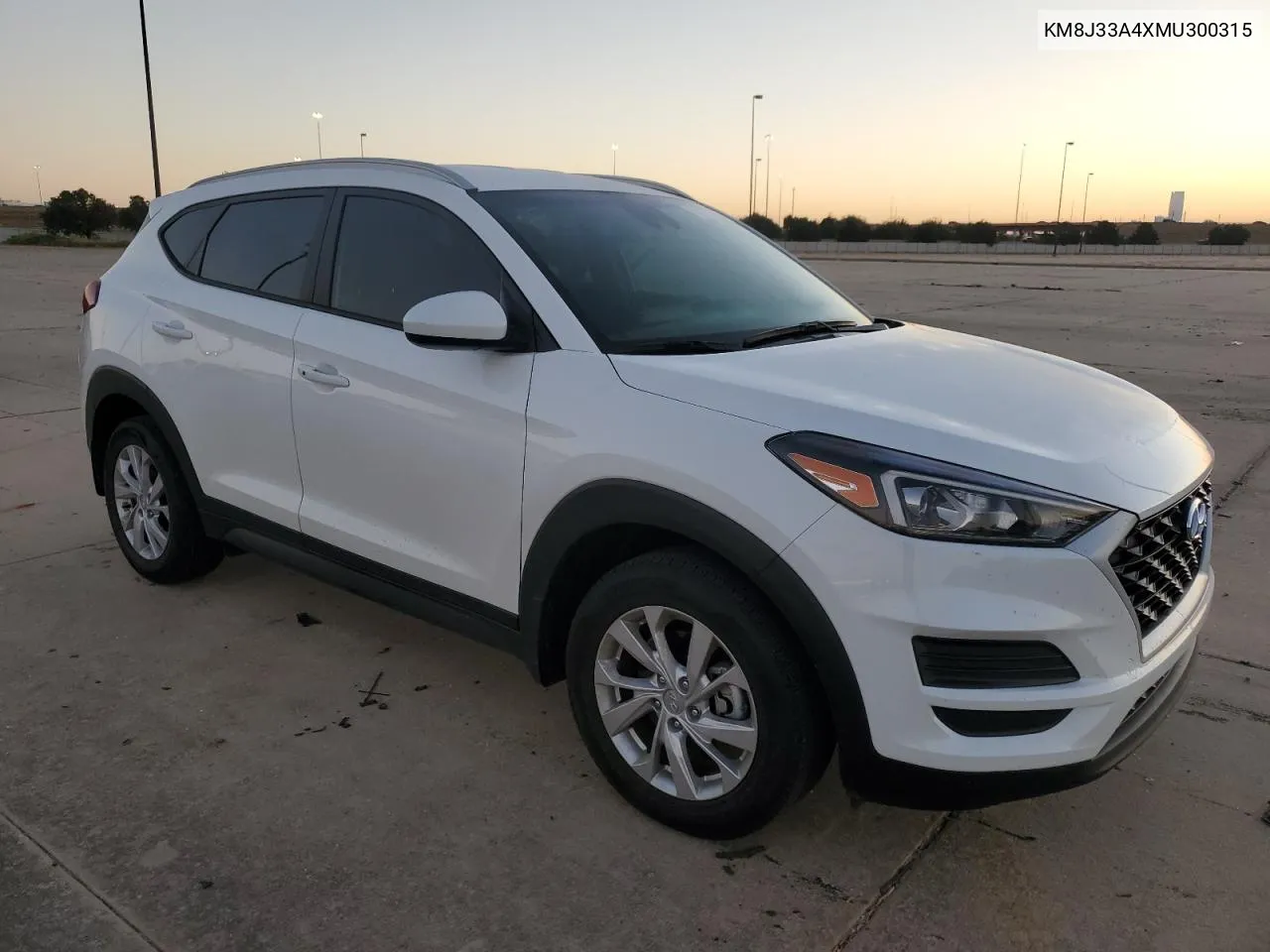 2021 Hyundai Tucson Limited VIN: KM8J33A4XMU300315 Lot: 76137614