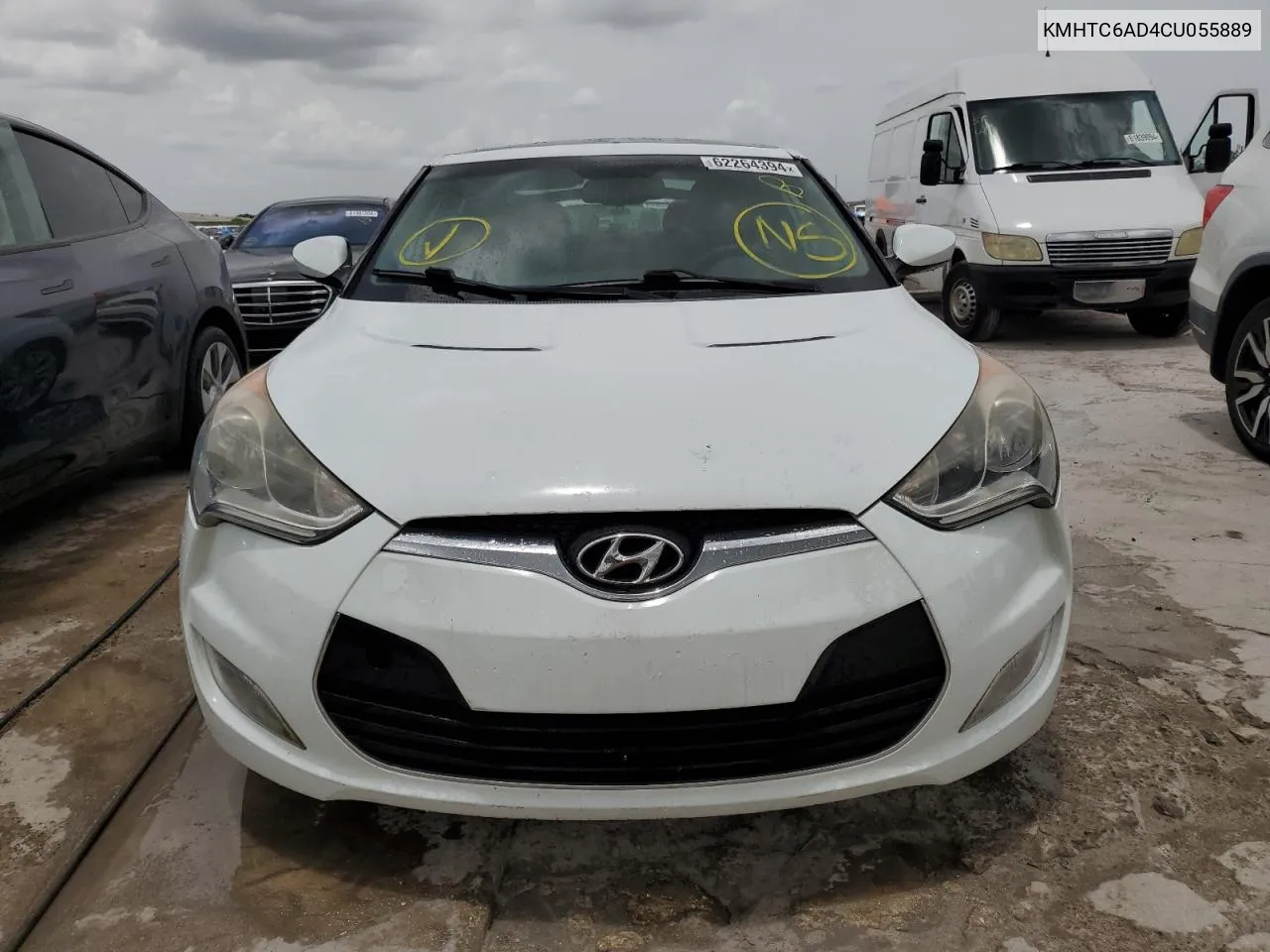 KMHTC6AD4CU055889 2012 Hyundai Veloster