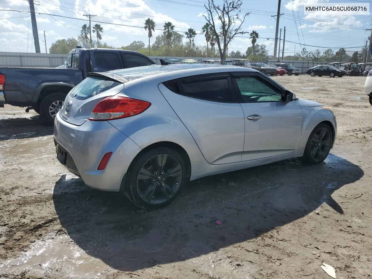 KMHTC6AD5CU068716 2012 Hyundai Veloster