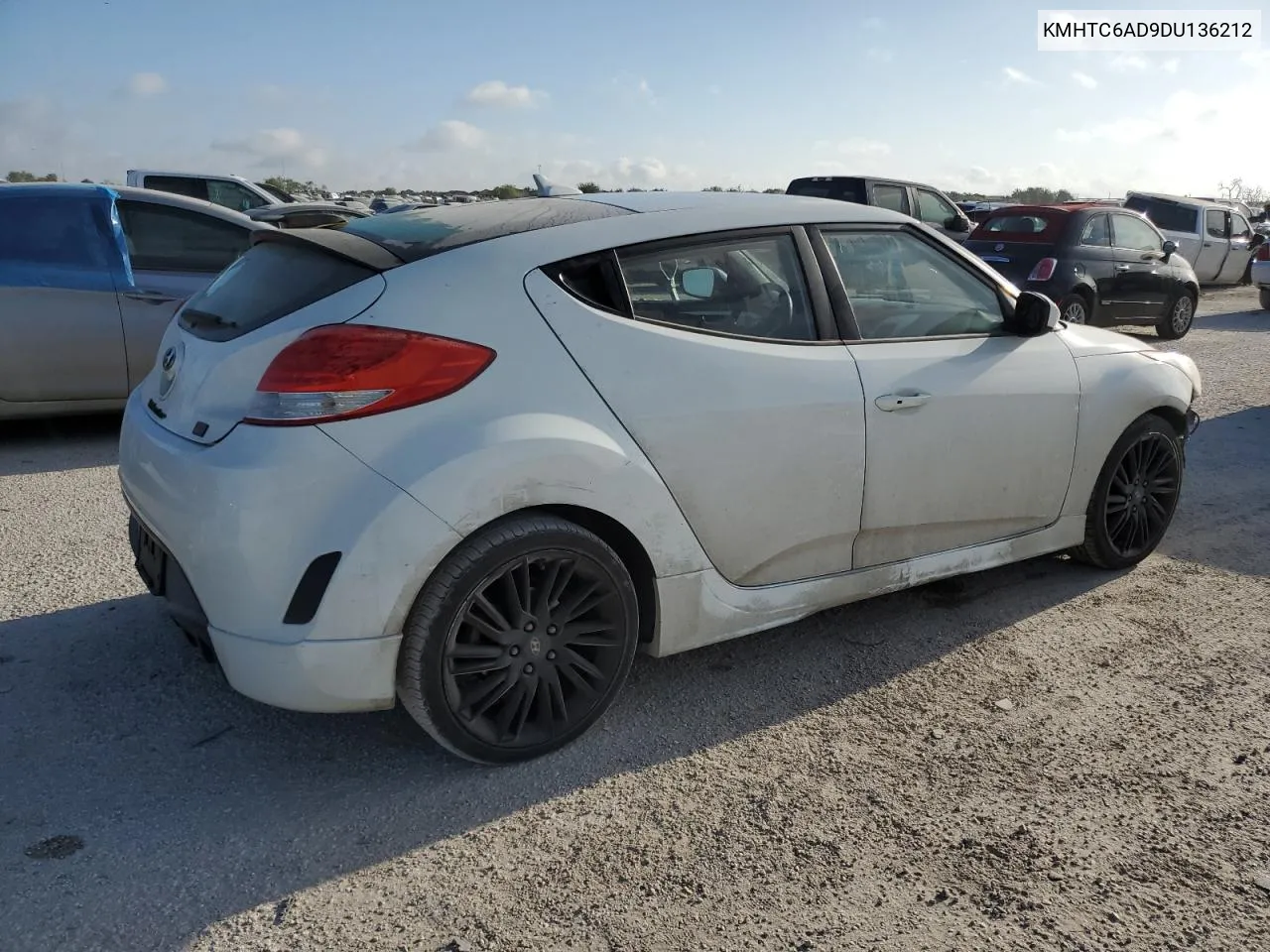 2013 Hyundai Veloster VIN: KMHTC6AD9DU136212 Lot: 67021184