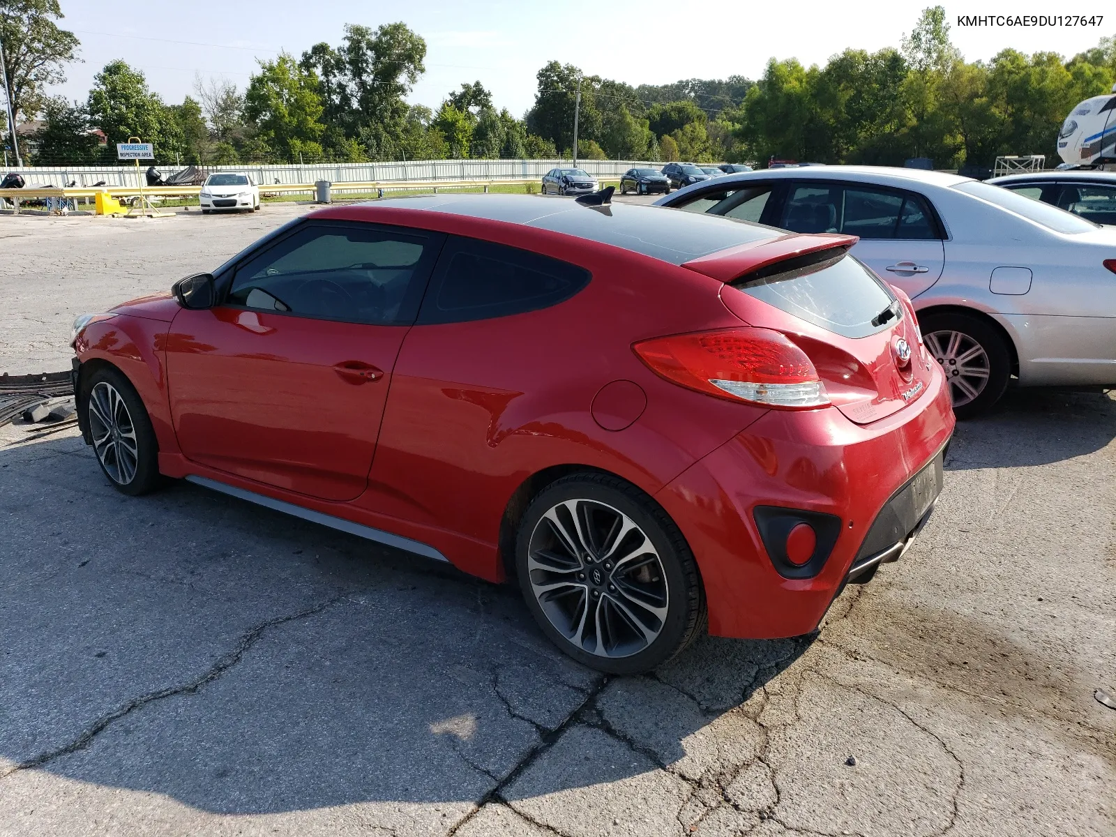 2013 Hyundai Veloster Turbo VIN: KMHTC6AE9DU127647 Lot: 68945914