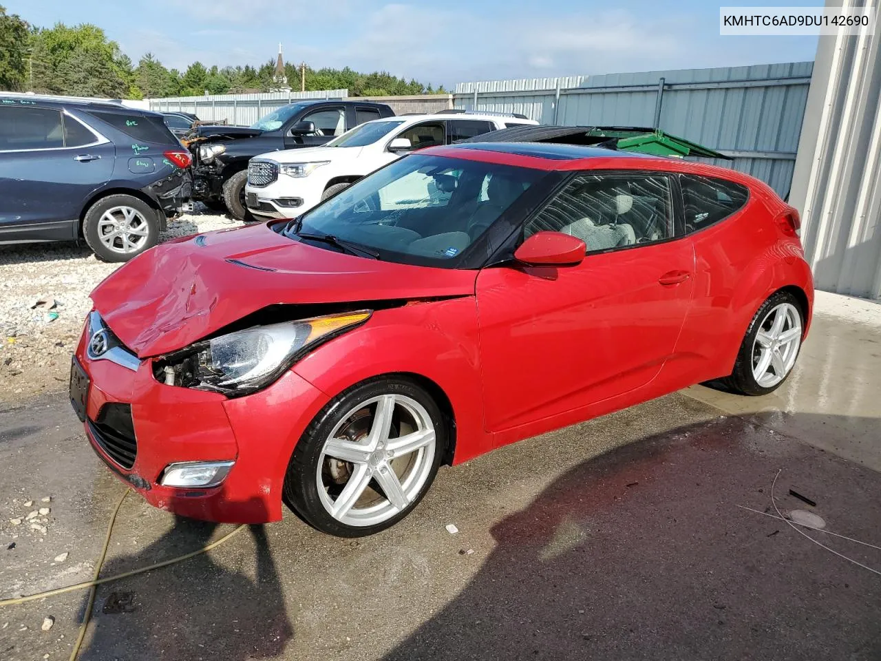 2013 Hyundai Veloster VIN: KMHTC6AD9DU142690 Lot: 69155444