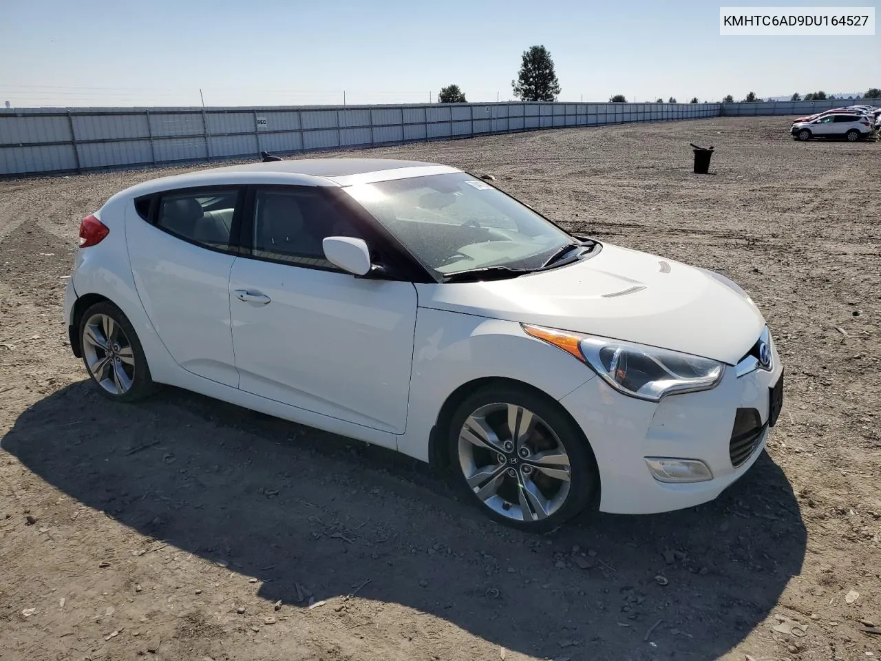 2013 Hyundai Veloster VIN: KMHTC6AD9DU164527 Lot: 70447004