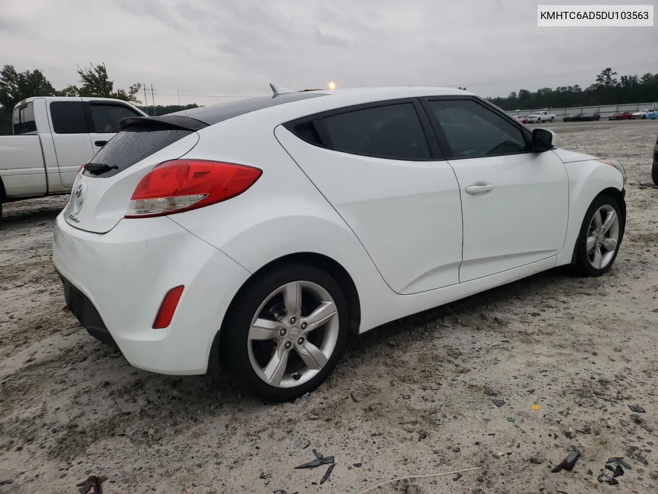 2013 Hyundai Veloster VIN: KMHTC6AD5DU103563 Lot: 70895864